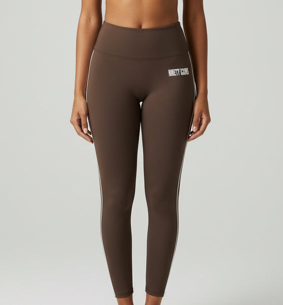 Ensemble Yoga Premium Marron/blanc - 3 Pièces NINETYICONS